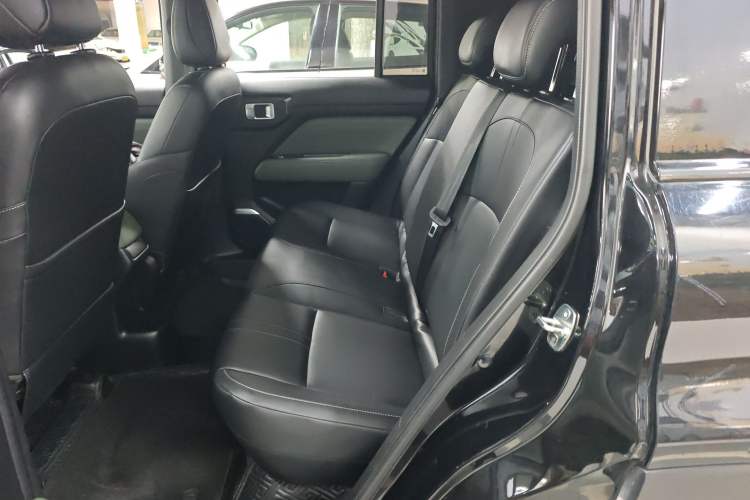 Used Baojun Spark EUV 2026 301km Flagship Edition Left Rear Seat