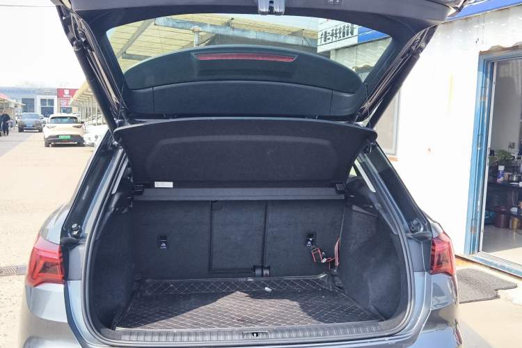 Used Audi Q3 2022 35 TFSI Fashion Dynamic Model
