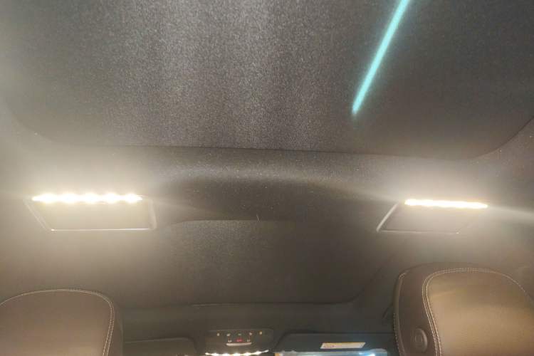 Used Mercedes-Benz GLC 2019 GLC 200 L 4MATIC Headliner