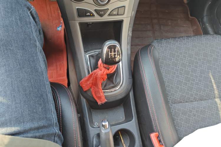 Used Cowin C3 2015 1.5L Manual Gold Diamond Edition