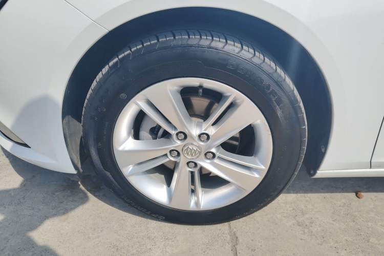 Used Buick Regal 2019 20T Elite Version China VI Standard Left Front Wheel Hub