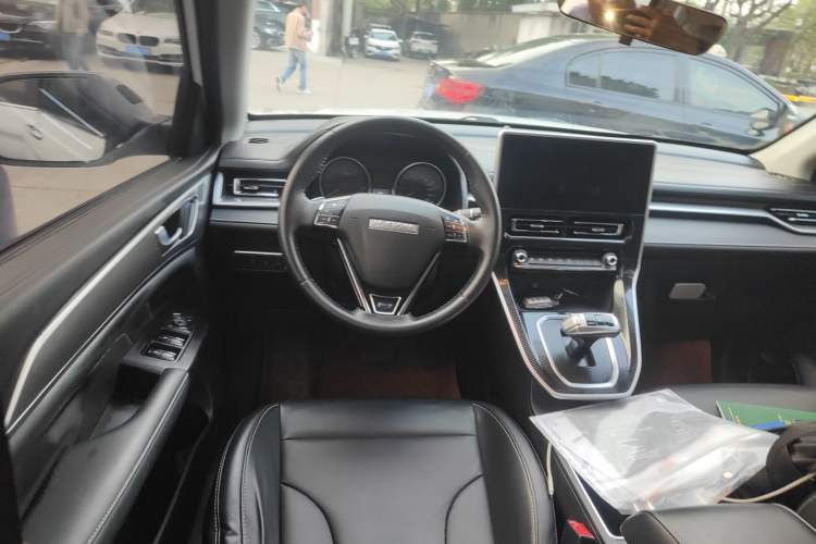 Used Haval M6 2021 PLUS 1.5T DCT Luxury Smart Connectivity Model
