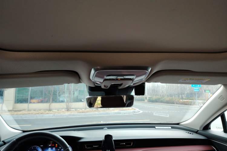 Used Hongqi H5 2024 2.0T Automatic Smart Connect Flagship Edition
