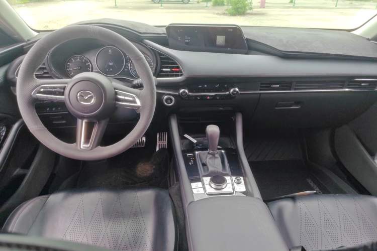 Used Mazda 3 Axela 2023 2.0L Automatic Zhiyao Edition