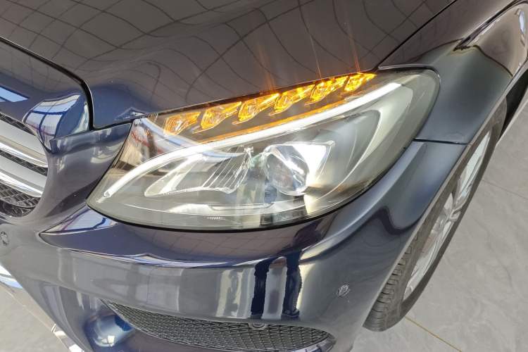 Used Mercedes-Benz C-Class 2018 C 200 L Sport Edition Left Front Headlight