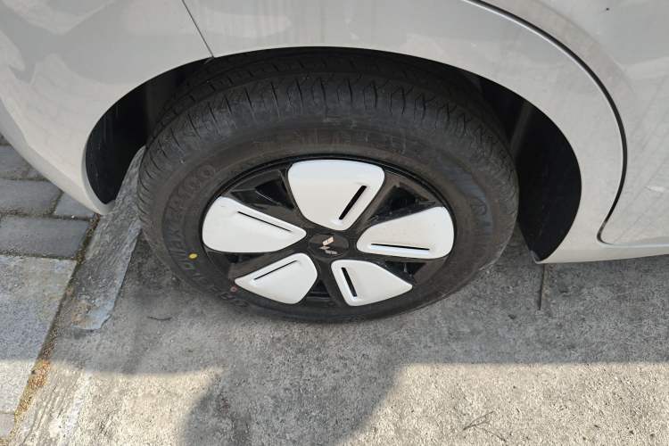 Used Wuling Hongguang MINIEV 2025 Four-Door Version Advanced Edition