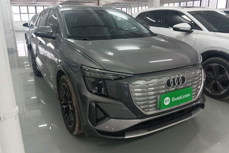 Used Audi Q5 e-tron 2023 40 e-tron Starry Edition Mecha Kit