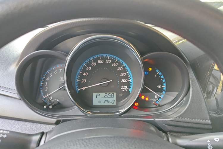 Used Toyota YARiS L Zhi Xuan 2016 Revised 1.5E CVT Charming Edition