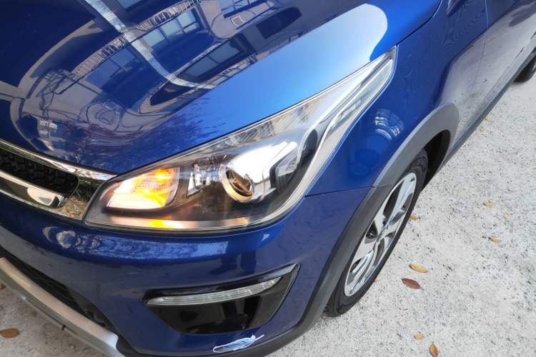 Used Kia KX Cross 2019 1.6L Automatic Dynamic Sunroof Version China VI