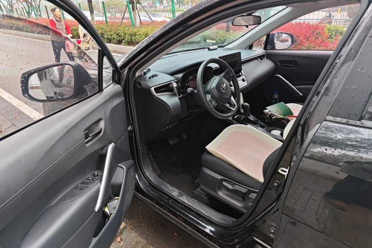 Used Toyota FRONTLANDER 2022 2.0L CVT Leading Edition