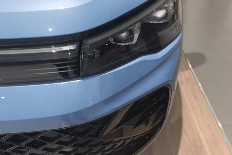 Used Volkswagen Tiguan L 2024 PRO 380TSI Four-Wheel Drive R-Line Prestige Edition
