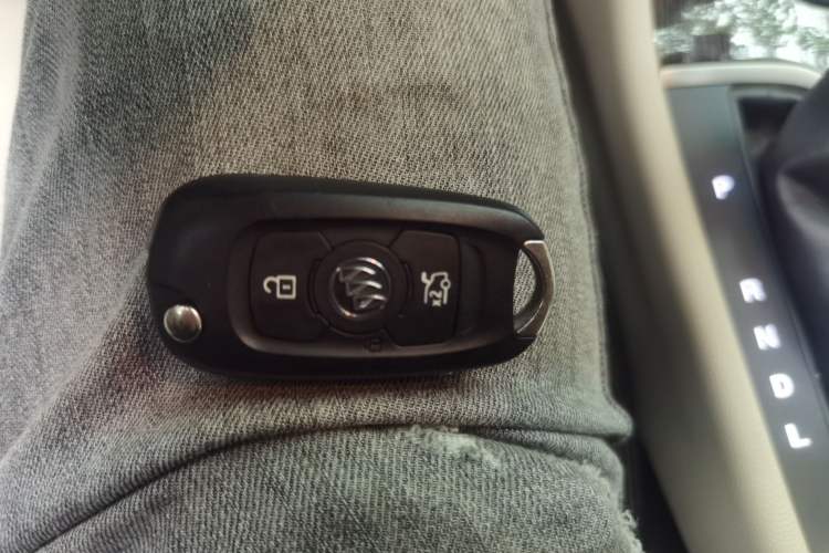 Used Buick Verano 2019 Sedan 15S Automatic Leading Model Vehicle Key