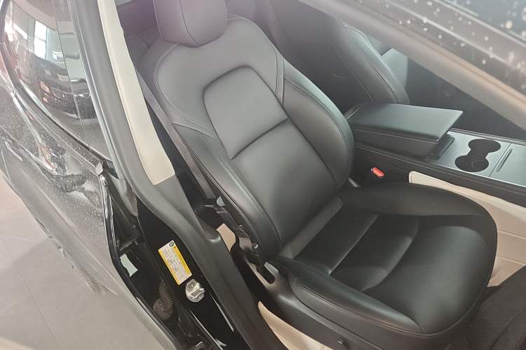 Used Tesla Model Y 2022 Performance High-Performance All-Wheel-Drive Version