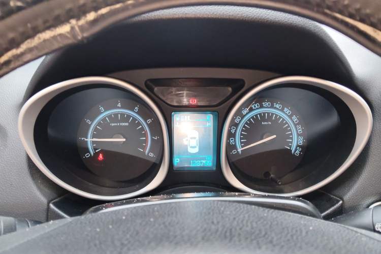 Used GAC Trumpchi GS5 Super 2015 1.8T Automatic All-Wheel-Drive Elite Edition Instrument Cluster