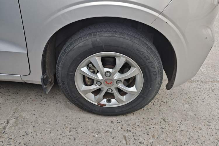 Used Wuling Hongguang V 2021 1.5L Enjoyment Edition LAR
