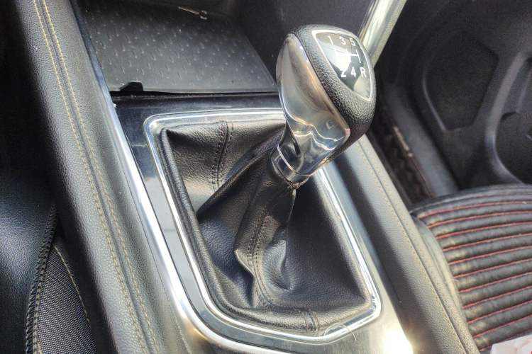 Used BAIC Beijing X3 2019 1.5L Manual Glory Edition