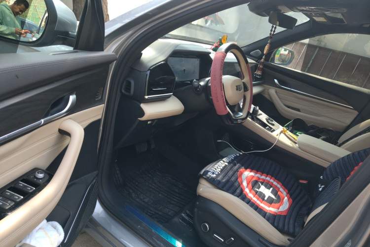 Used Geely Auto Monjaro L 2025 Dongfang Yao 2.0TD Automatic Lanxing Edition
