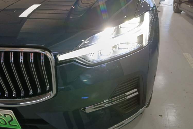 Used Volvo XC60 New Energy 2024 T8 Plug-in Hybrid Long-Range All-Wheel Drive Smart Luxury Edition
