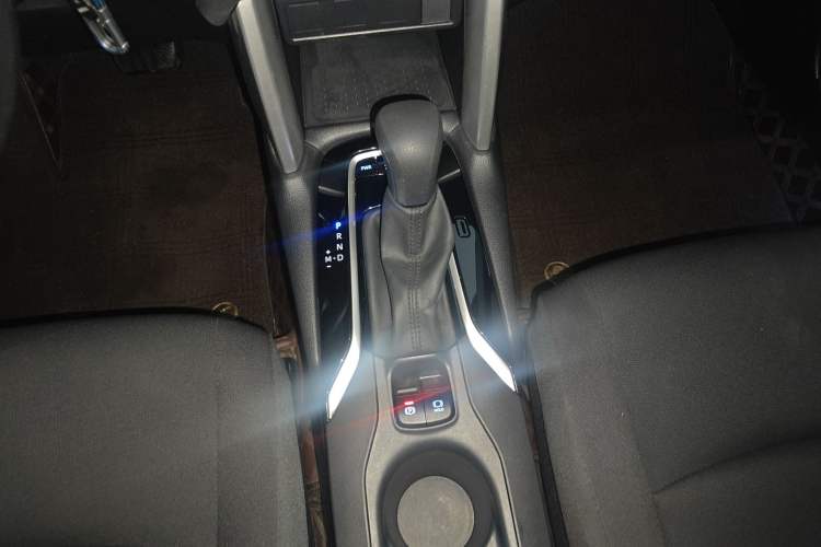 Used Toyota Corolla Cross 2022 2.0L Pioneer Edition Gear Lever