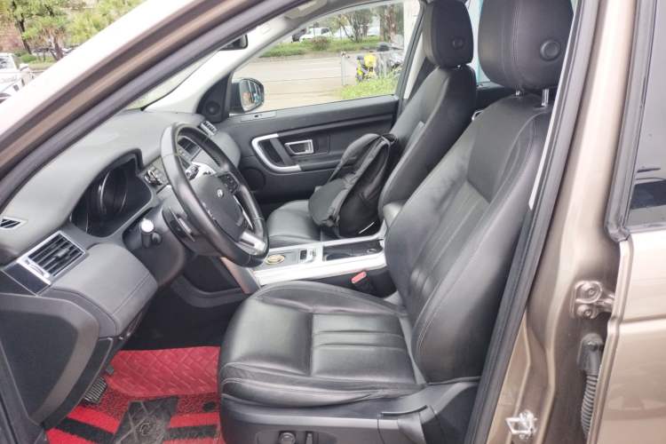 Used Land Rover Discovery Sport 2016 2.0T SE
