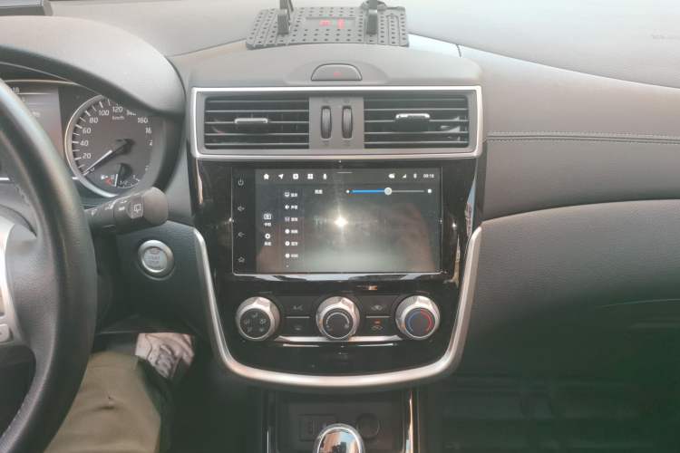 Used Nissan Tiida 2021 1.6L CVT Smart Drive Edition