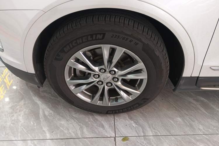 Used Cadillac XT5 2020 28T Four-Wheel Drive Luxury Version