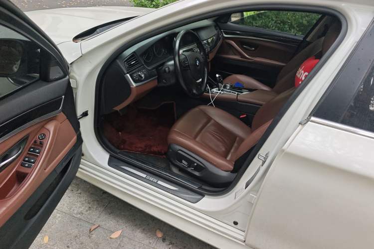 Used BMW 5 Series 2014 520Li Elegant Model Driver Seat