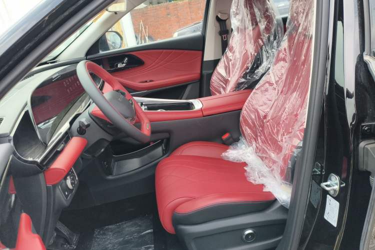 Used EXEED Stellar C-DM 2024 1.5T Long-Range Pro Left Front Seat