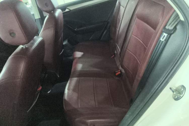 Used Volkswagen T-ROC 2021 280TSI DSG Two-Wheel Drive Elite Connect Edition Left Rear Seat