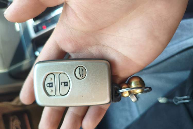 Used Toyota Prado 2010 4.0L Automatic TX-L NAVI