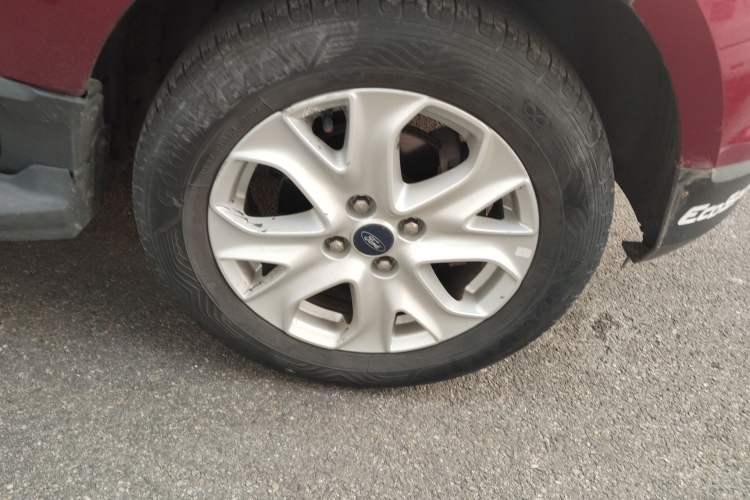 Used Ford EcoSport 2013 1.5L Manual Fashion Model
