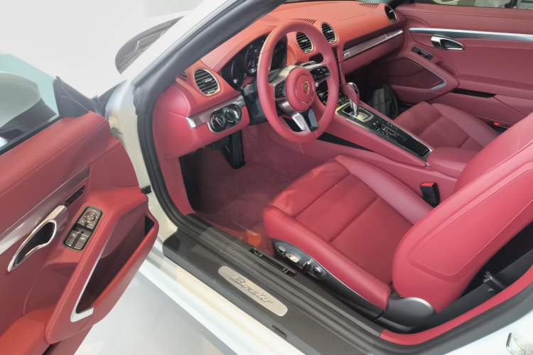 Used Porsche 718 2022 Boxster 2.0T