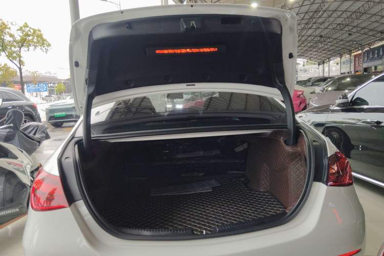 Used Mercedes-Benz C-Class 2024 Restyled C 260 L Sport Edition Trunk