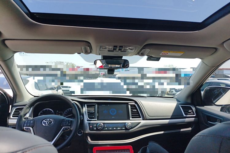 Used Toyota Highlander 2018 2.0T Four-Wheel Drive Prestige Version 7 Seats China VI Standard
