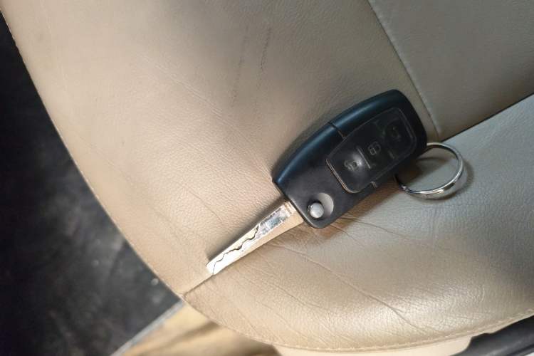 Used Ford Focus 2011 Hatchback 1.8L Automatic Fashion Edition