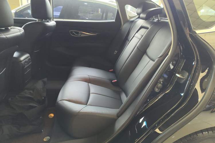 Used Infiniti Q70 2019 Q70L 2.0T Elite Edition
