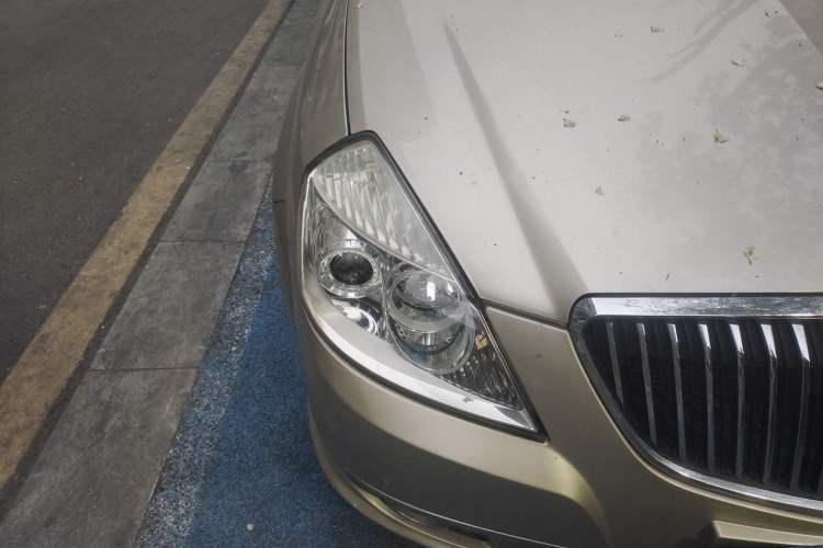 Used Buick Excelle 2011 1.6LX-AT Right Front Headlight