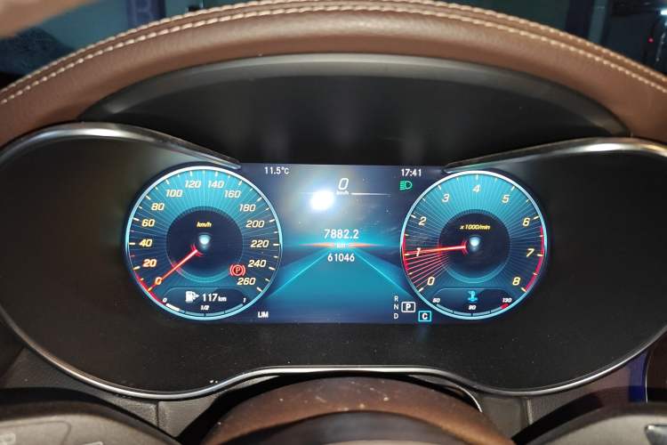 Used Mercedes-Benz GLC 2021 GLC 260 L 4MATIC Luxury Model
