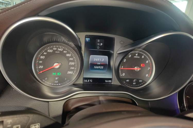 Used Mercedes-Benz GLC 2016 GLC 260 4MATIC Dynamic Edition