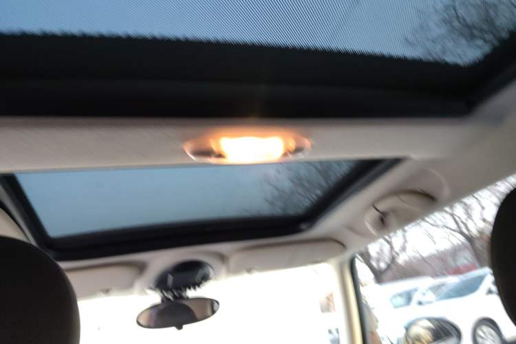 Used MINI 2013 1.6L ONE Limited Edition Third Version
