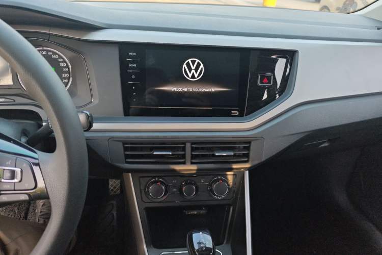 Used Volkswagen Polo 2021 Plus 1.5L Automatic Panoramic Enjoyment Edition Audio And AC Panel