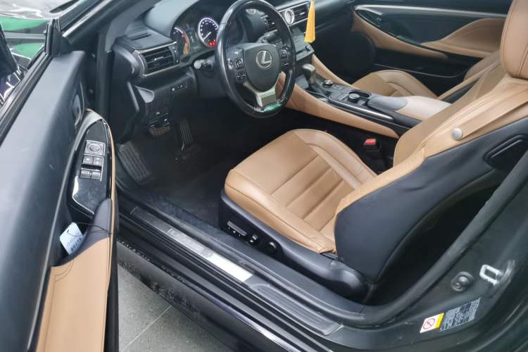 Used Lexus RC 2016 200t Fēngshàng Edition Driver Seat