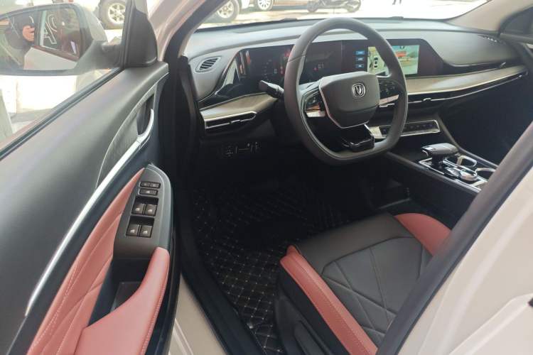 Used Changan Eado 2023 Changan Edition PLUS Blue Whale NE 1.4T GDI DCT Prestige Version