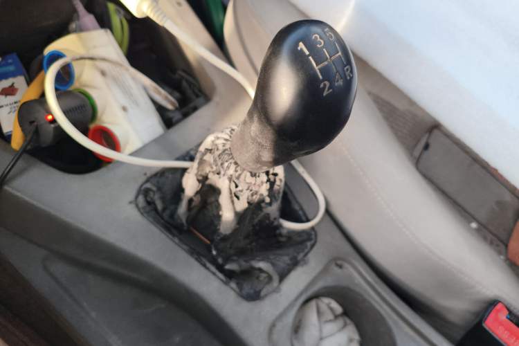 Used Wuling Rongguang V 2015 1.5L Base Version
