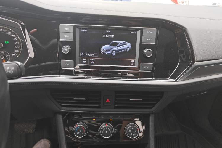 Used Volkswagen Sagitar 2019 200TSI DSG Comfort Version China VI Standard Audio And AC Panel