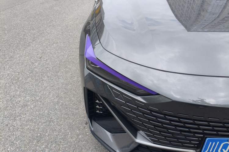 Used CHANGAN UNI-V 2023 1.5T Prestige Model
