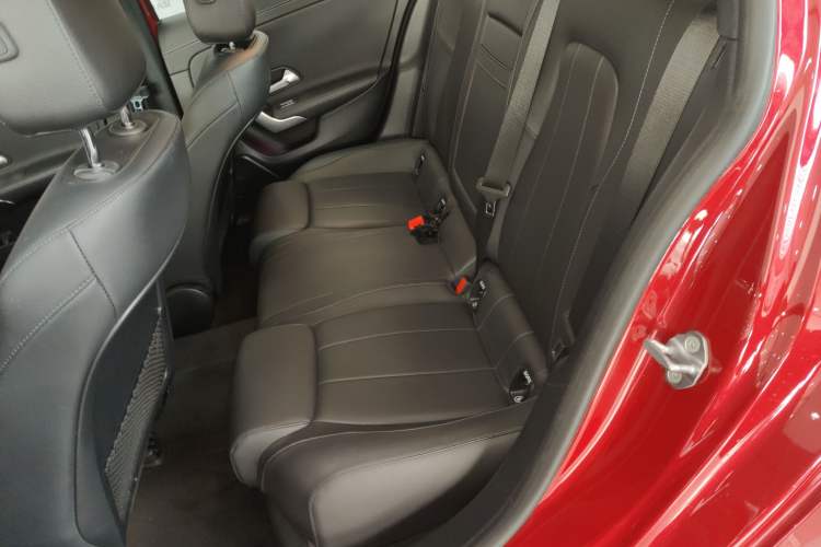 Used Mercedes-Benz A-Class 2022 Restyled A 200 L Sport Sedan Fashion Version
