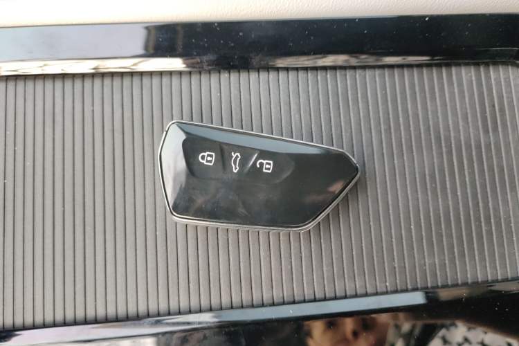 Used Volkswagen Teramont 2023 330TSI Two-Wheel-Drive Luxury Edition