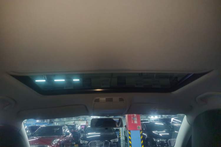 Used Volkswagen Magotan 2016 1.8TSI Smart Enjoyment Leading Model
