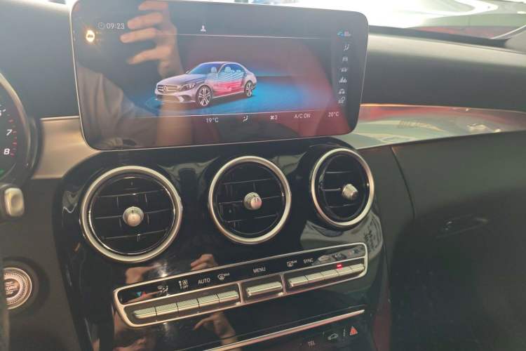 Used Mercedes-Benz C-Class 2019 C 260 Sport Edition Audio And AC Panel